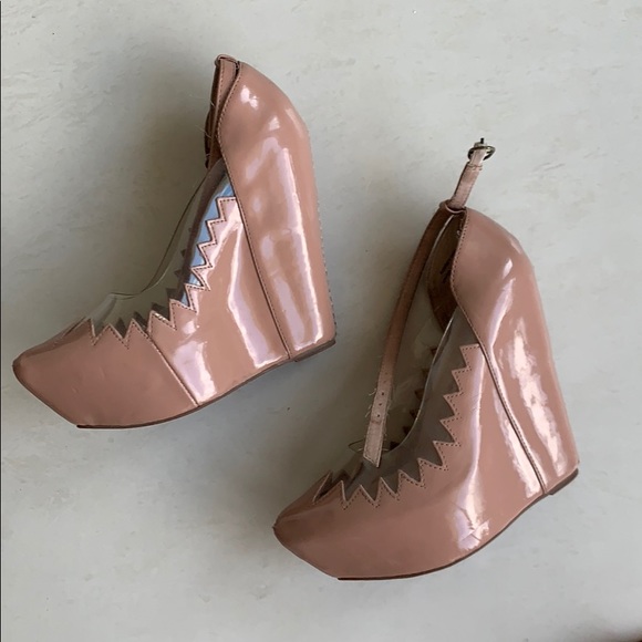 Jeffrey Campbell Audrey Two Patent Leather Wedges - Picture 4 of 5